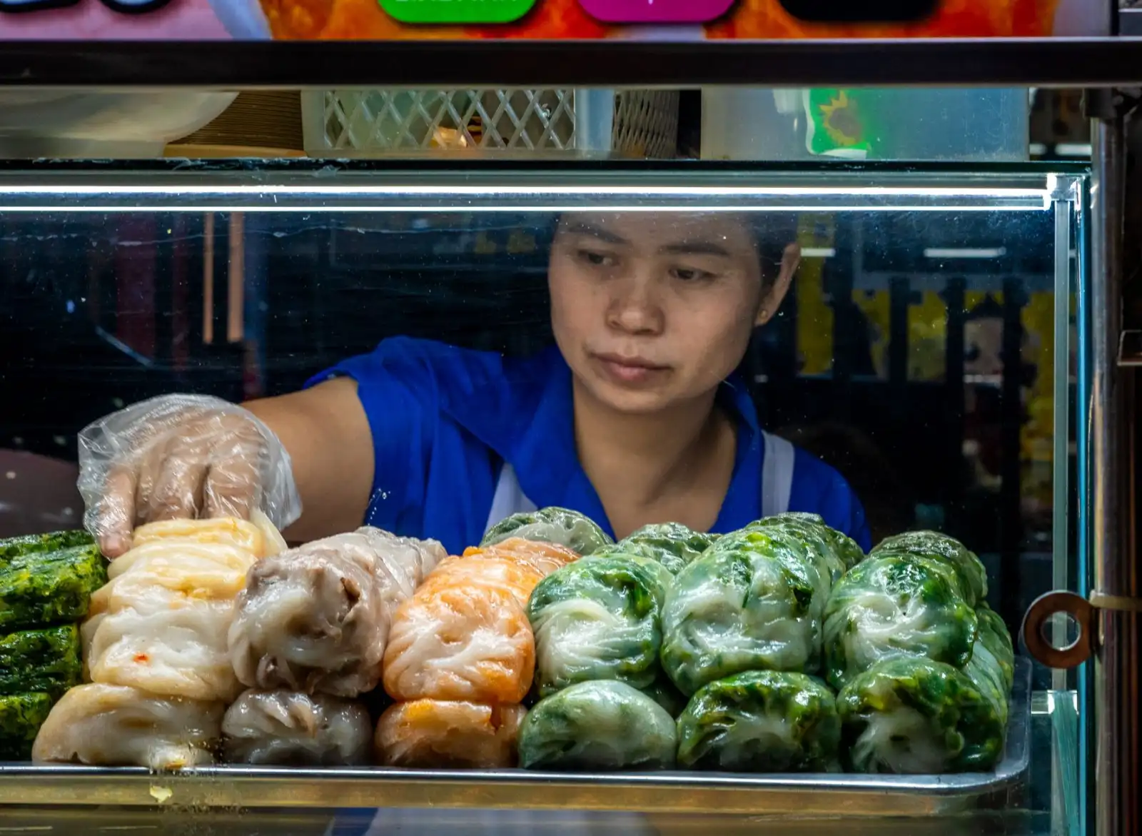 重庆酒店照明方案设计：灯带与轨道灯如何搭配营造舒适光环境