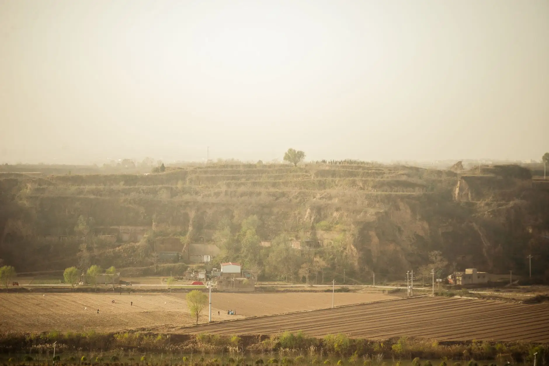 商业照明射灯与筒灯的区别及商场空间选型技术解析