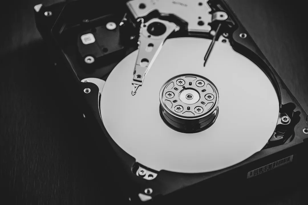 重庆道之源商业照明筒灯与轨道灯技术特点对比分析