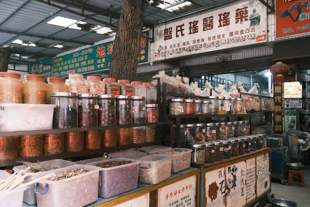 重庆商业照明市场现状与酒店办公空间选型趋势分析